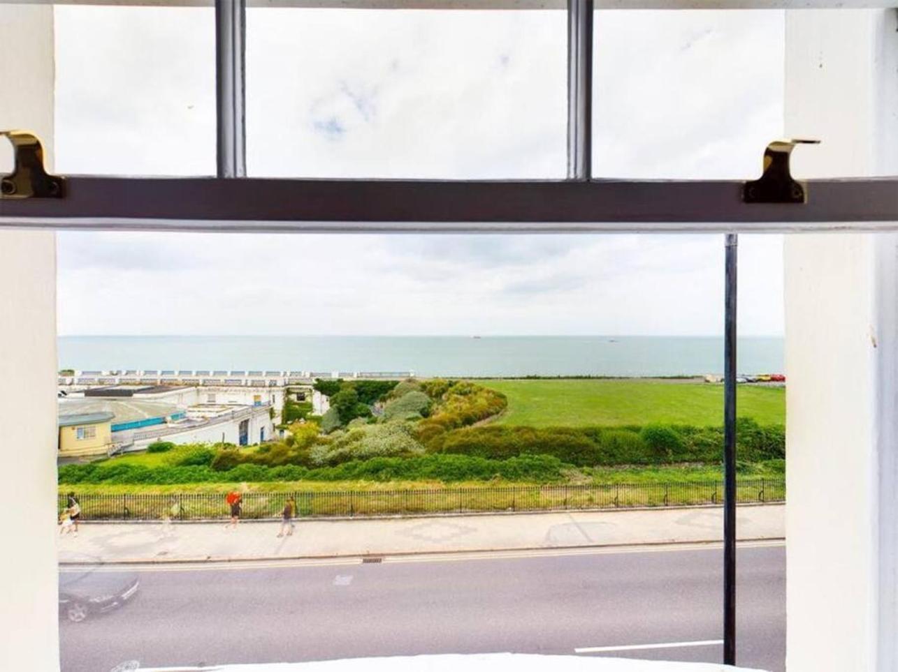 Апартаменты Captain'S Quarters - Stunning Sea Views Маргит Экстерьер фото