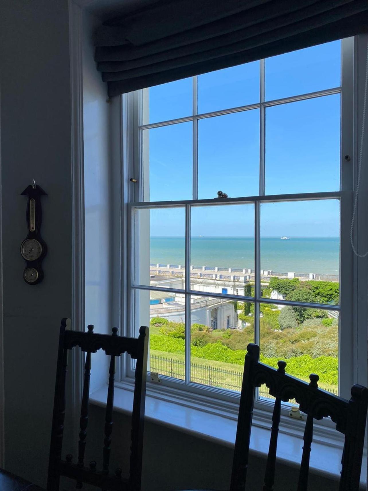 Апартаменты Captain'S Quarters - Stunning Sea Views Маргит Экстерьер фото